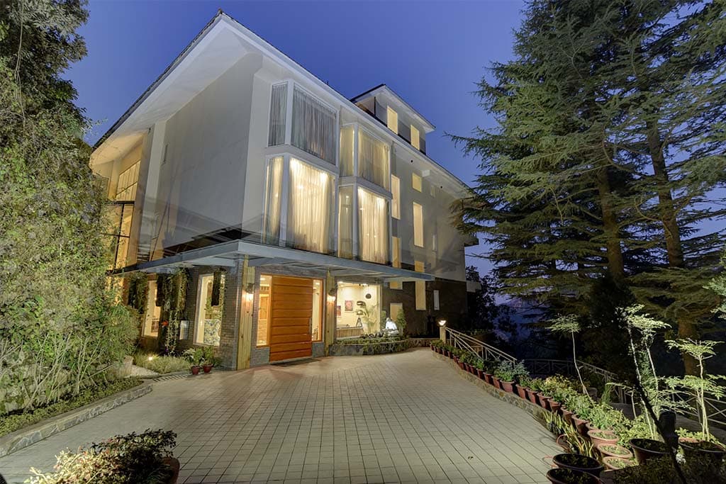mussoorie resort booking