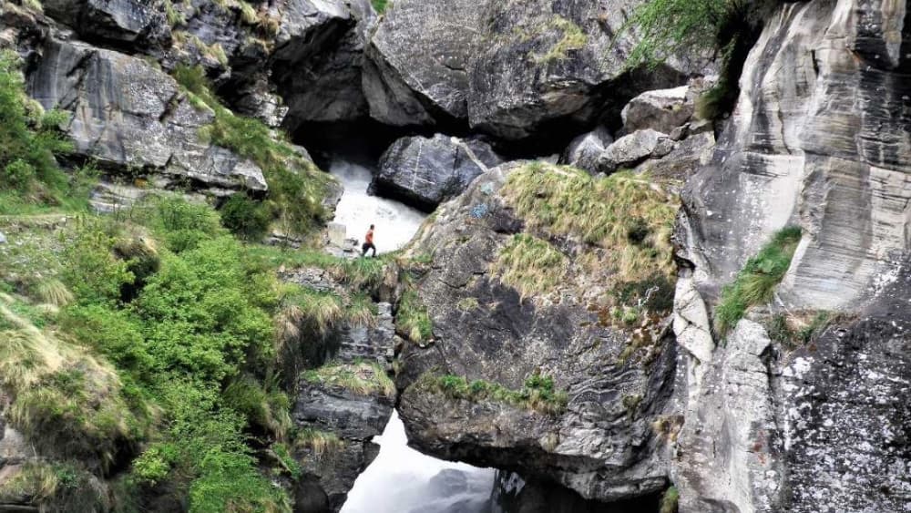 top tourist attraction near badrinath